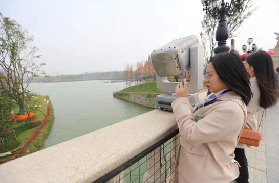 生态发展看荆楚 "全国网络媒体行"首站走进武汉恒大科技旅游城